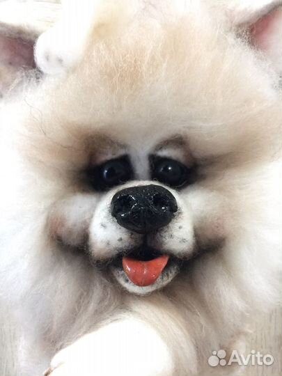 Волчонок в панно (сухое валяние)