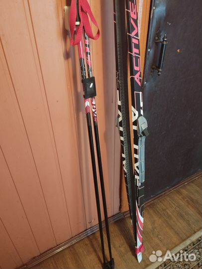 Продам лыжи