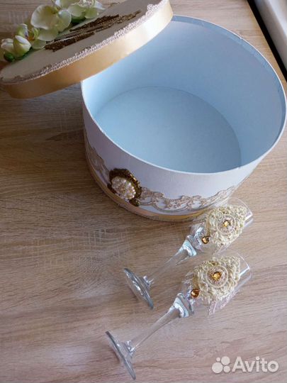 Свадебный набор. Казна + фужеры