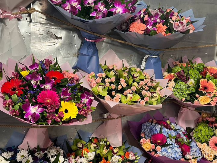 Доставка цветов / Розы