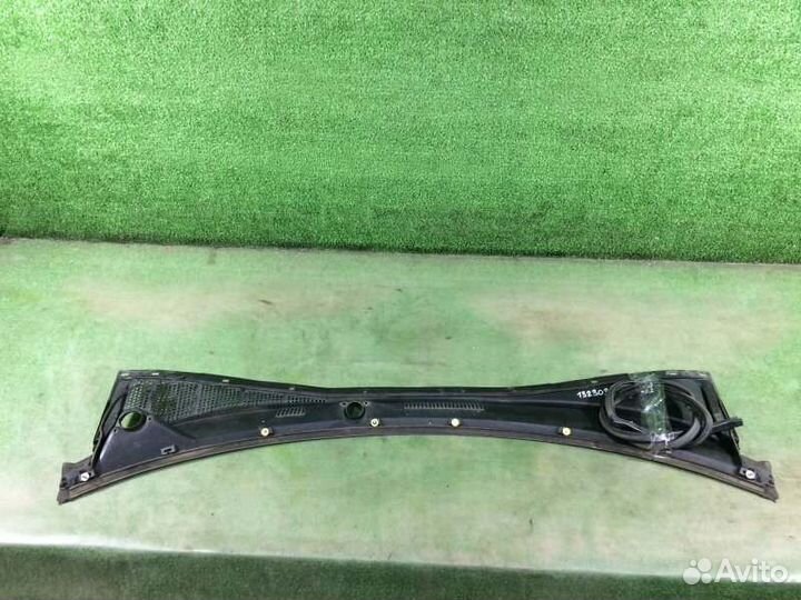 Решетка под лобовое стекло Subaru Impreza GD2