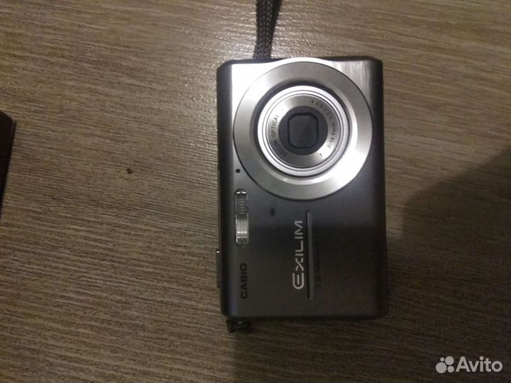 Цифровой фотоаппарат casio