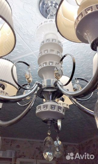 Люстра для высоких потолков