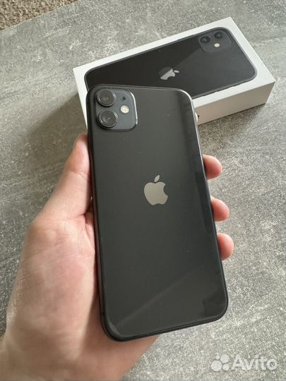 iPhone 11, 64 ГБ
