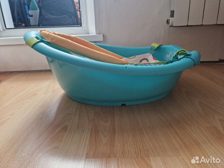 Ванночка для купания с горкой гамаком Fisher Price