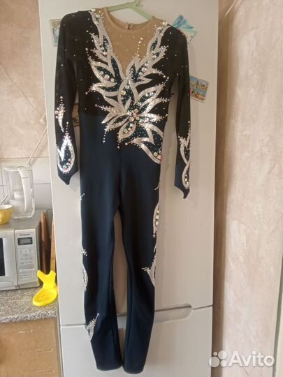 Костюм для воздушной гимнастики 156см