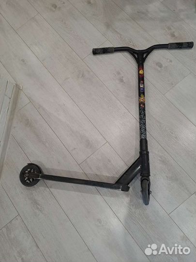 Трюковой самокат