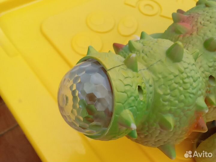 Дракон из мультфильма 