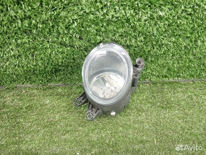 Фара противотуманная правая VAG Audi A4 B7