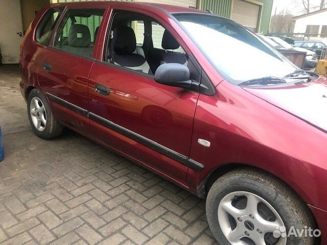 Разбор на запчасти Mitsubishi Space Star