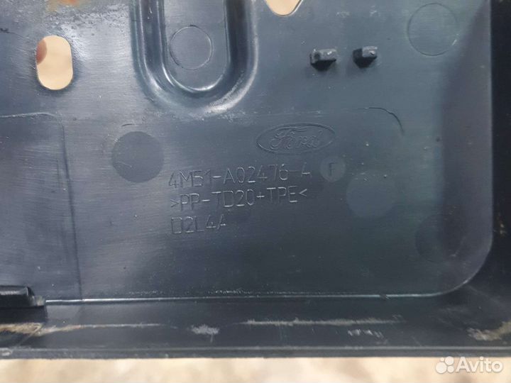 Накладка крыла левого правого форд фокус 2