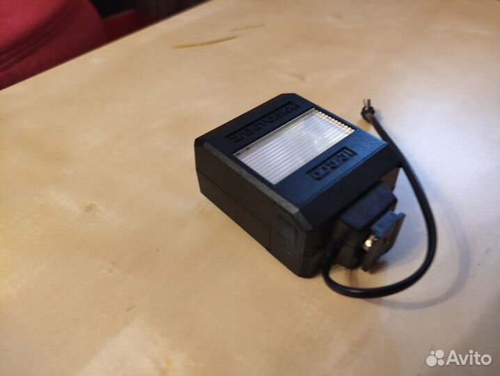 Вспышка электроника фэ-31