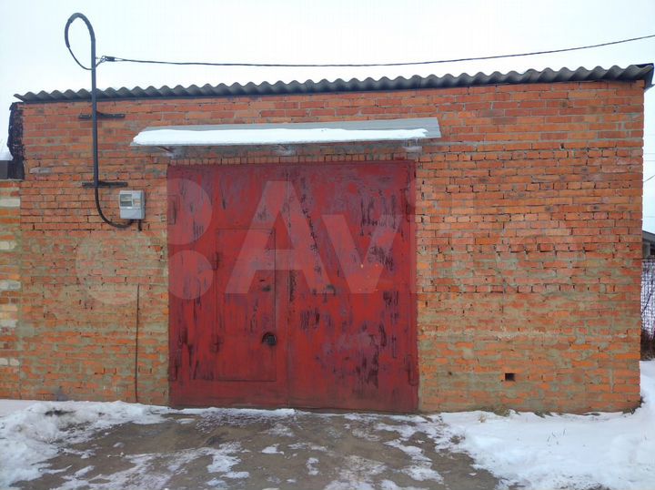 Гараж, > 30 м²