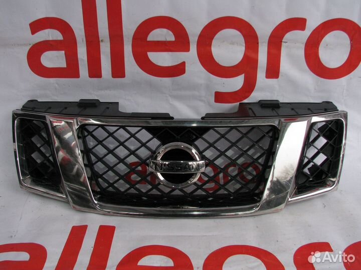 Nissan Pathfinder решетка радиатора 2010-2014