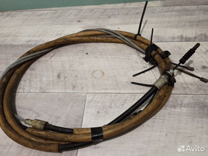 Трос ручника Peugeot 308