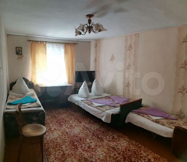 Комната 24 м² в 2-к., 1/1 эт.