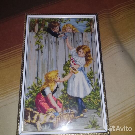 Готовая картина вышитая крестом