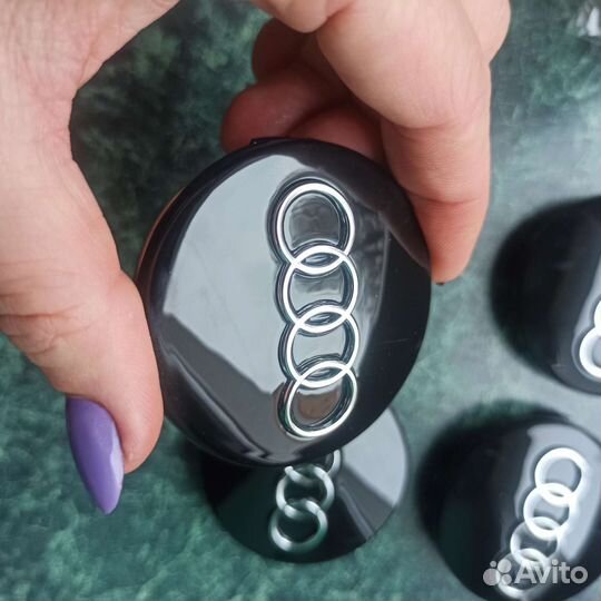 Заглушки диска Ауди чёрный глянец