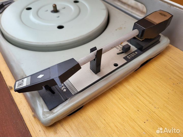 Радиола rigonda 102