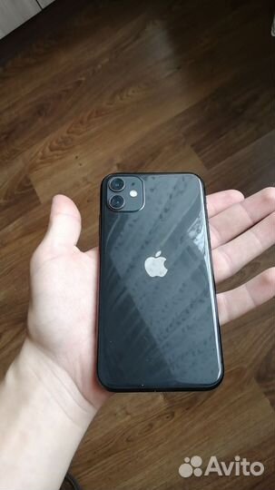 iPhone 11, 64 ГБ