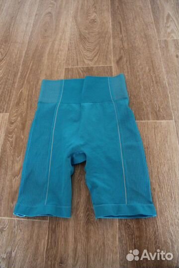 Шорты спортивные женские s