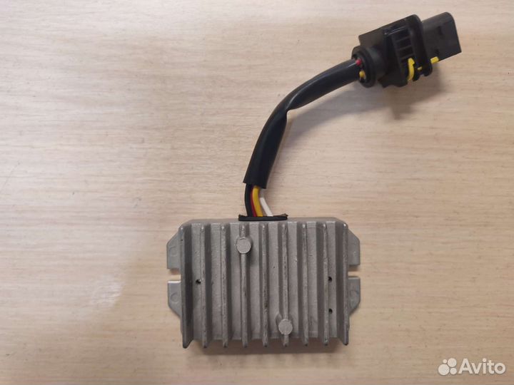 Регулятор напряжения R104.1 Тайга 500/550