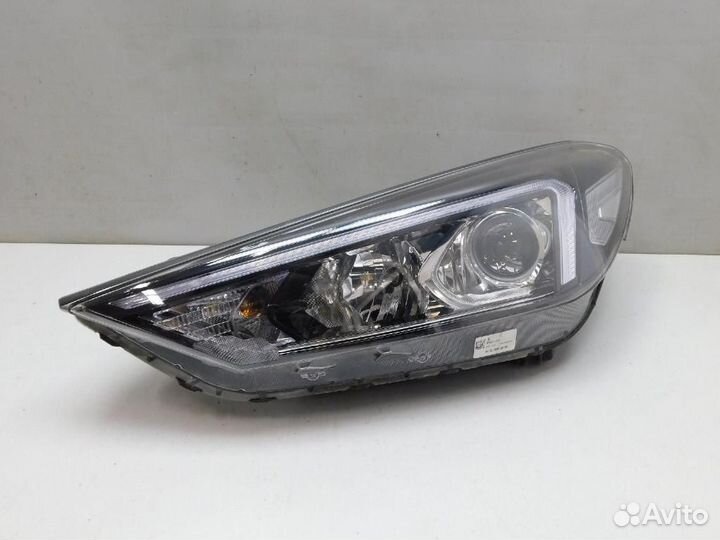 Фара левая Hyundai Tucson