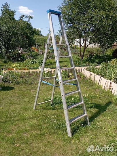 Лестница стремянка