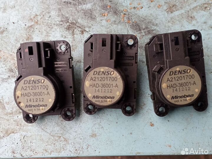 Пежо 301 моторчик заслонки печки