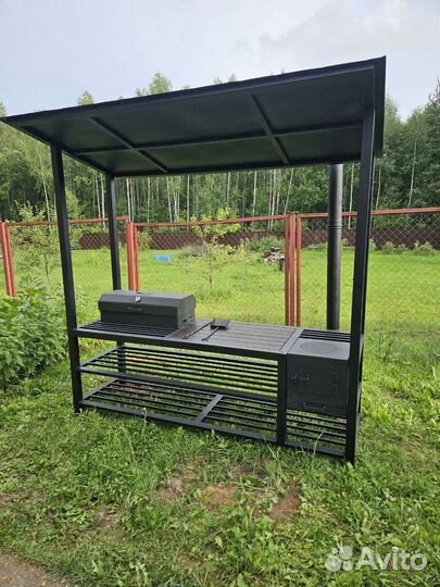 Мангал с крышей