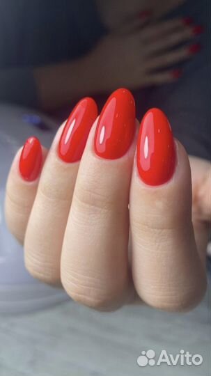 Маникюр, педикюр, наращивание ногтей