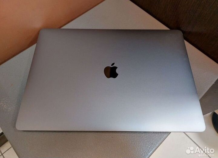 Ноутбук MacBook Pro (15-inch, 2018) обмен