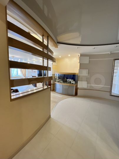 3-к. квартира, 110 м², 3/3 эт.