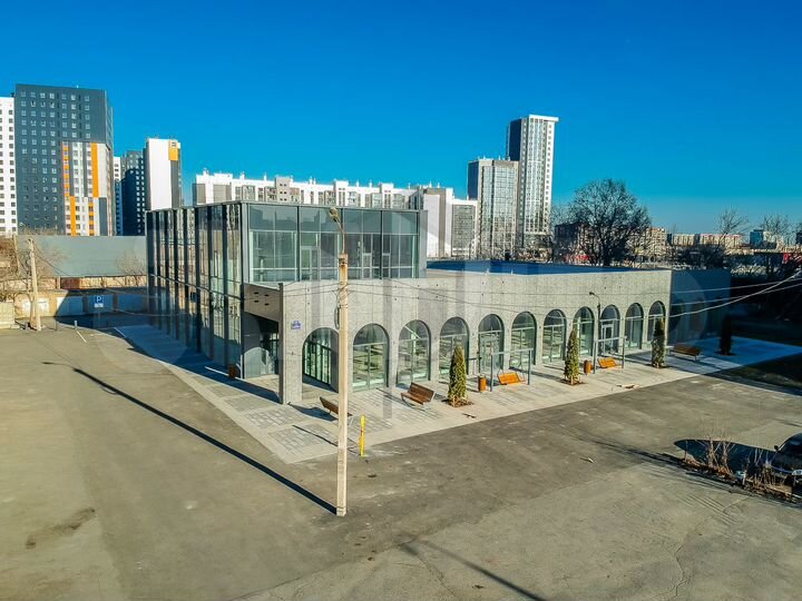 Сдам торговое помещение, 600 м²