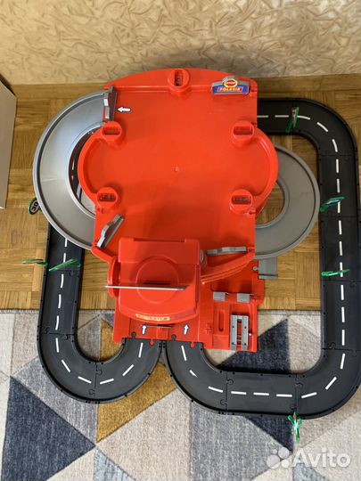 Трек детский гараж