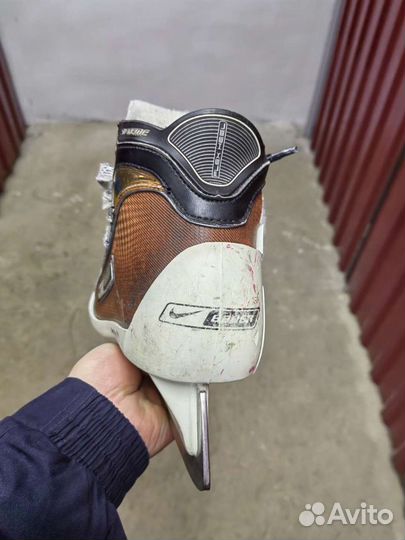 Хоккейные вратарские коньки Bauer 41 размер