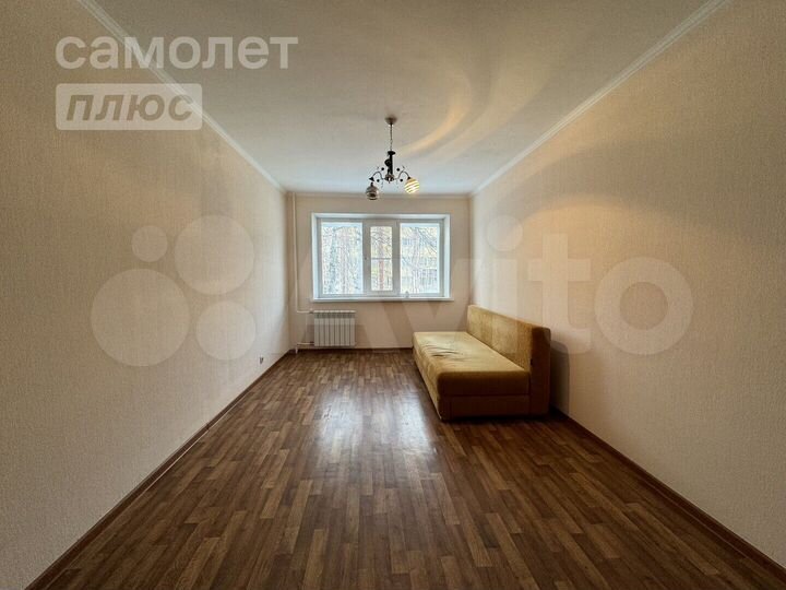 2-к. квартира, 47 м², 2/5 эт.