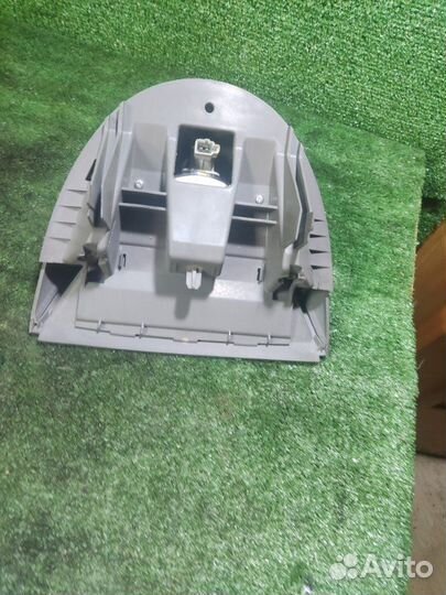 Стоп-сигнал Renault Symbol 2 K4JA712 2009