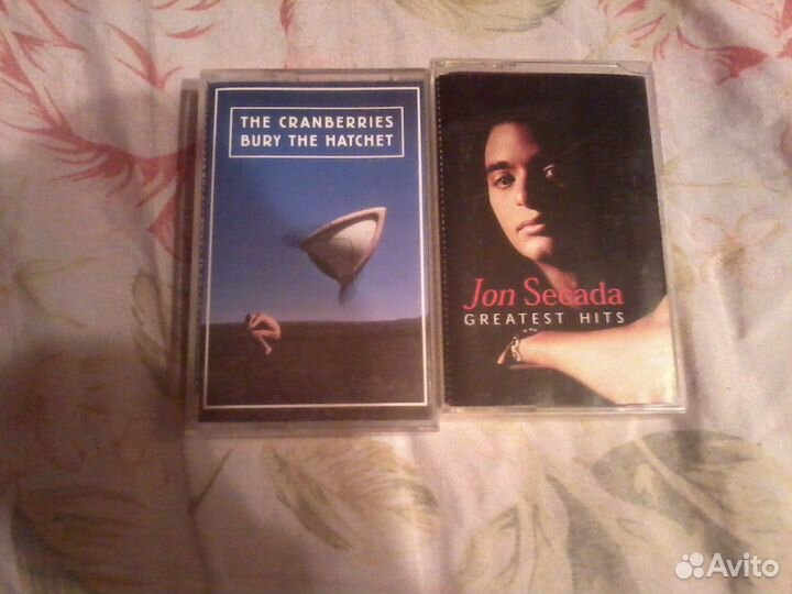 Аудиокассеты в ассортименте