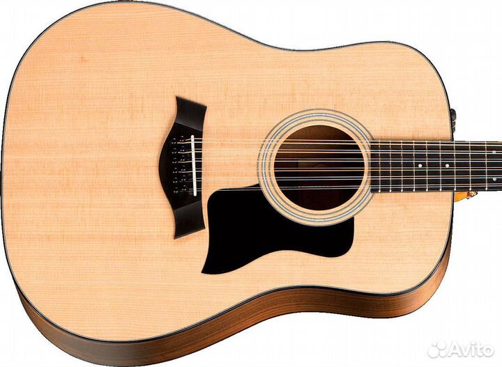 Электроакустическая гитара Taylor 150e