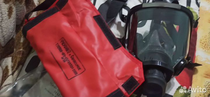 Противогаз с сумкой и фильтром