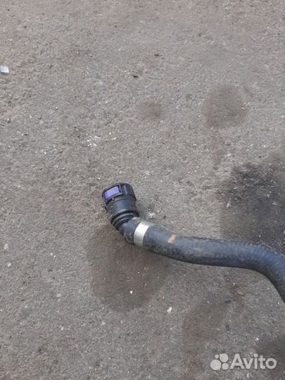 Трубки системы охлаждения Volvo Xc90