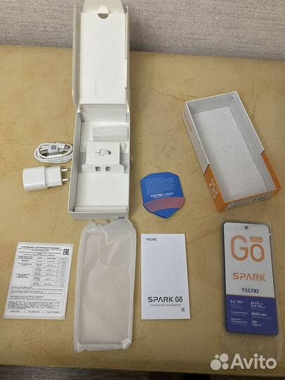 TECNO Spark Go 2024, 4/64 ГБ
