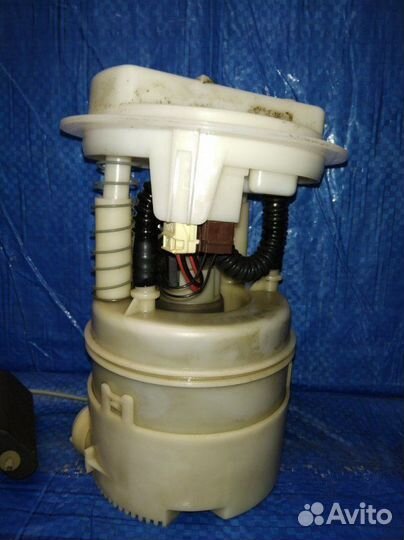 Топливный насос (бензонасос) Renault Logan 1 K7M