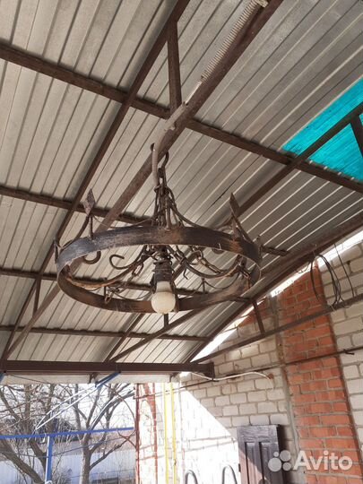 Люстра из металла