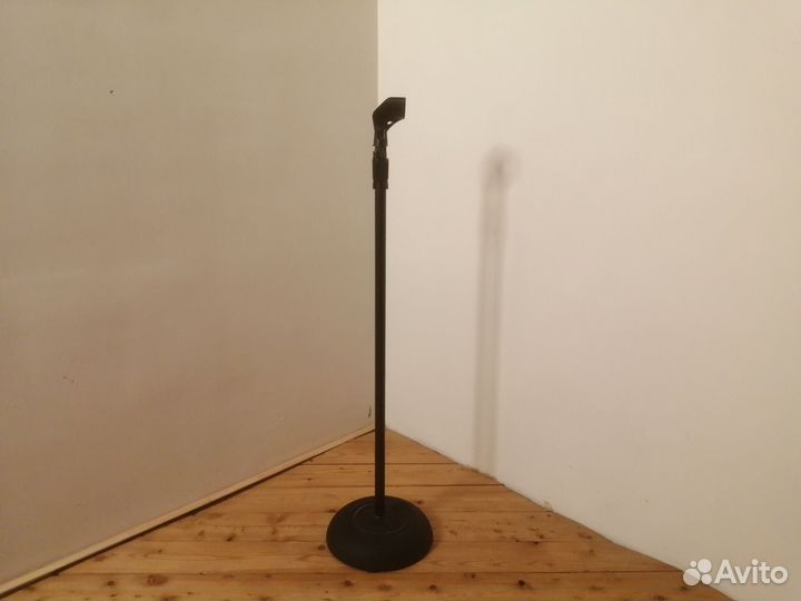 Стойка микрофонная