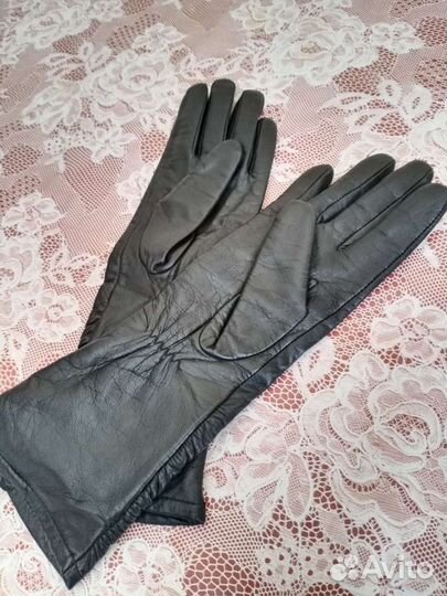 Перчатки женские кожаные новые