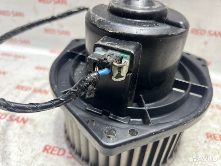 Мотор печки Mitsubishi Pajero Sport K94W 4D56-5-60