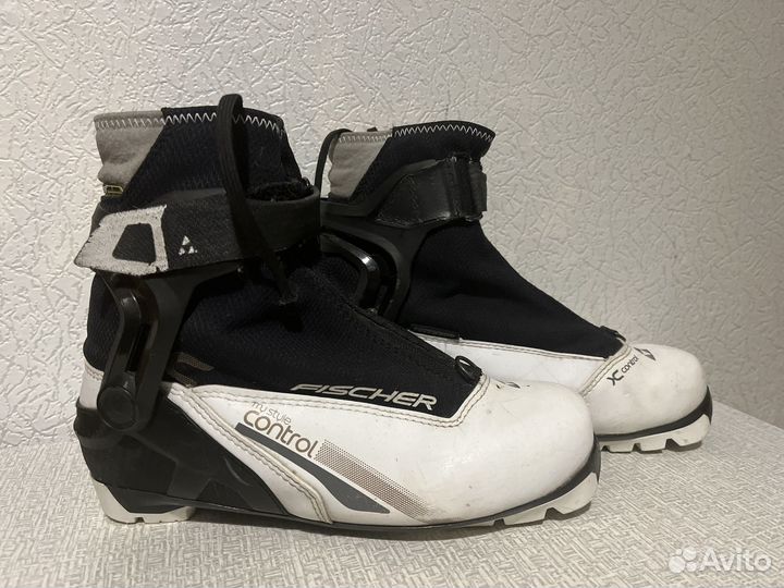 Лыжные ботинки fischer 37 размер