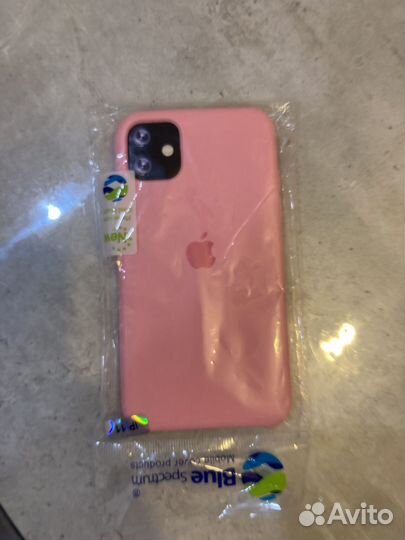 Чехол на iPhone 11
